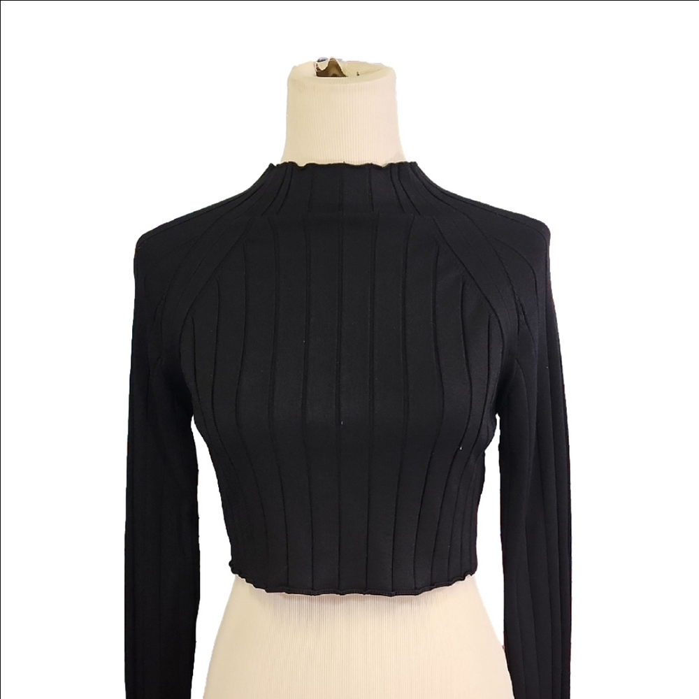 House of Harlow 1960 ribbed mock neck cropped top size M